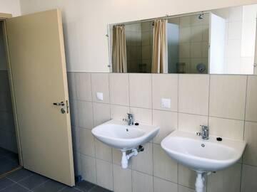 Фото номера Бюджетный трехместный номер Хостелы Ecohotel г. Кретинга 3